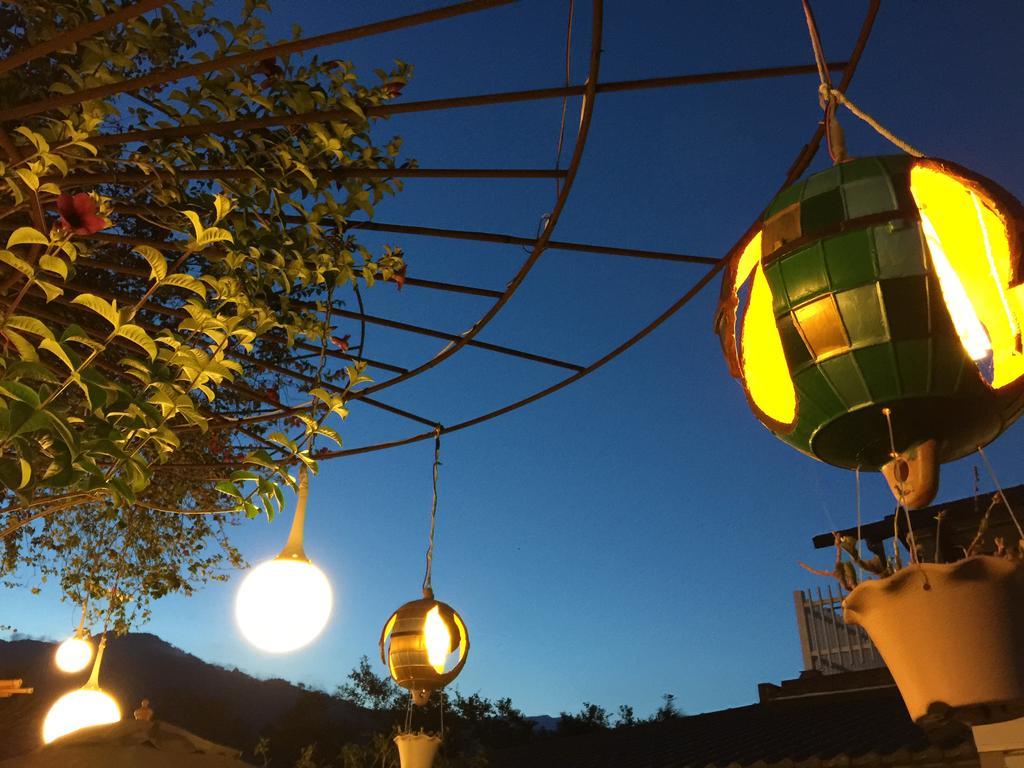Hou Shan Ren Jia B&B Luje Kültér fotó